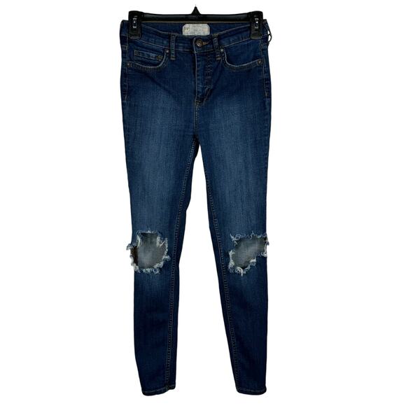 Free People SZ W25 Skinny Jeans Distressed Rips Mid-Rise Stretch Zip-Fly Blue - Picture 1 of 10